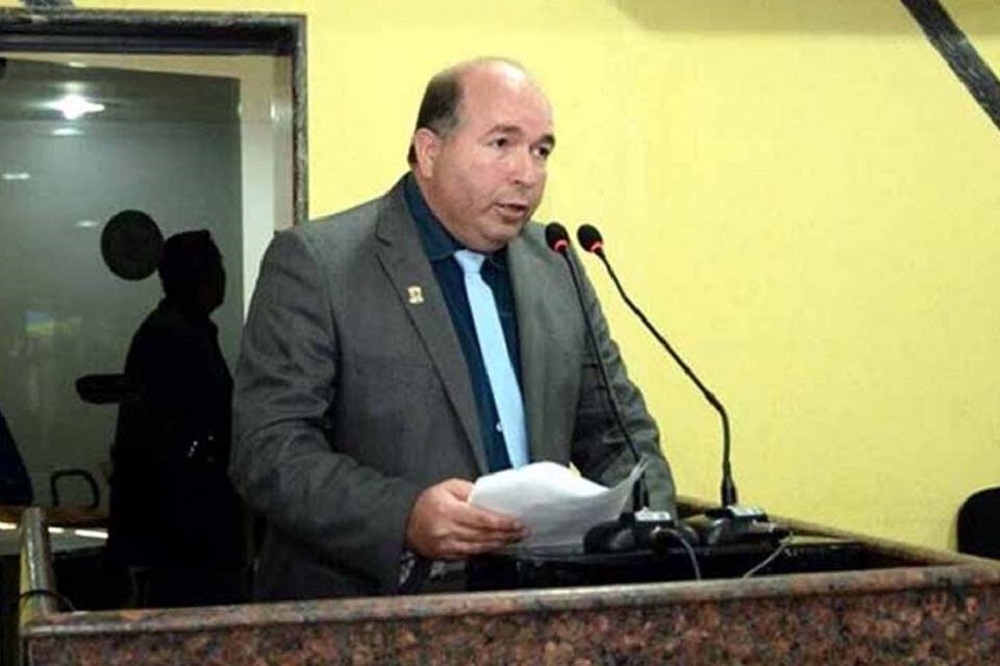 Prefeitura de Porto Velho está atendendo pedido de Edwilson Negreiros e instalando sinalização de trânsito em 15 ruas do Aponiã