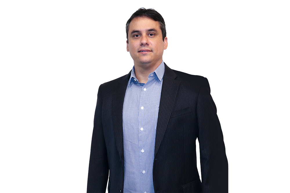 Consolidada em pecuária e saúde pública, Champion investe em pets, mercado animal que mais cresce no país