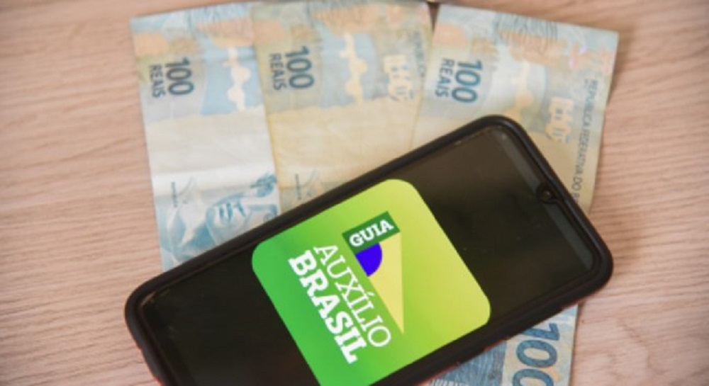 Caixa paga Auxílio Brasil a cadastrados com NIS final 6