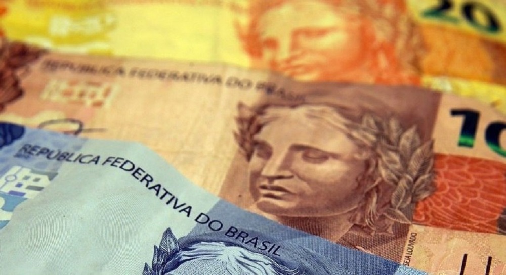 Bolsonaro sanciona lei que institui o Programa de Estímulo ao Crédito