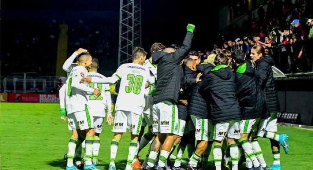 América-MG lucra R$ 53 milhões com premiações em 2022