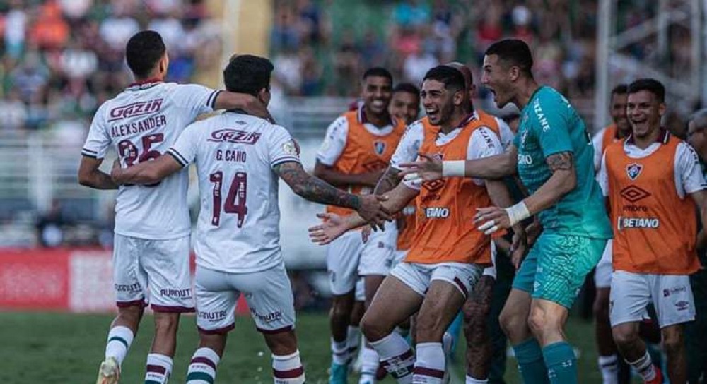 Campanha do Fluminense coroa melhor trabalho de Diniz e faz torcida sonhar com voos mais altos em 2023