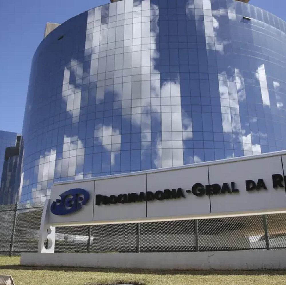 PGR deve denunciar Bolsonaro por tentativa de golpe antes do carnaval