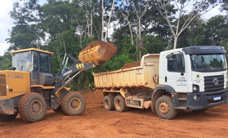 Trabalhos em Vista Alegre do abunã – Foto – Semagric (2)
