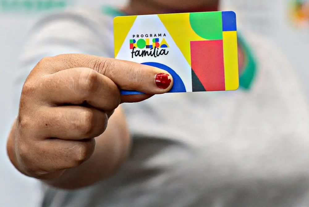 Caixa começa a pagar Bolsa Família de setembro no dia 17