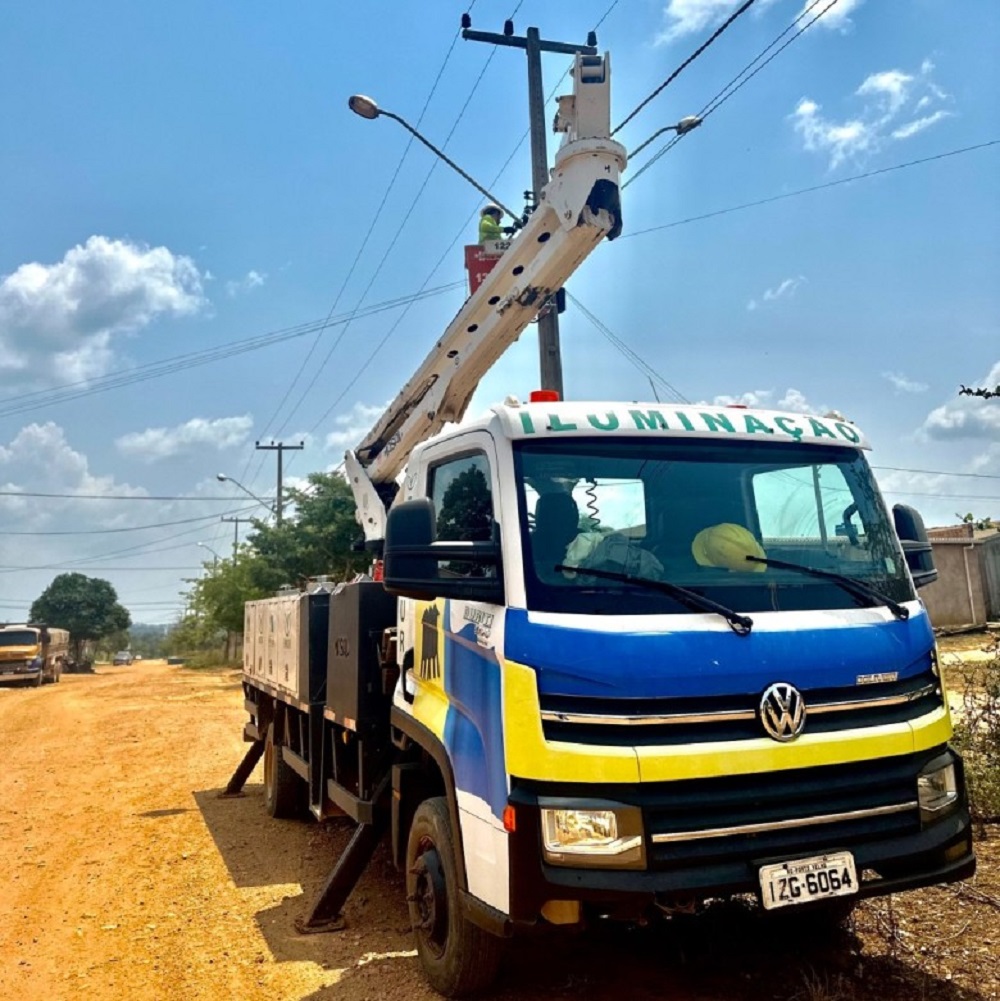 Prefeitura de Porto Velho restabelece 95 pontos de iluminação no distrito de Rio Pardo