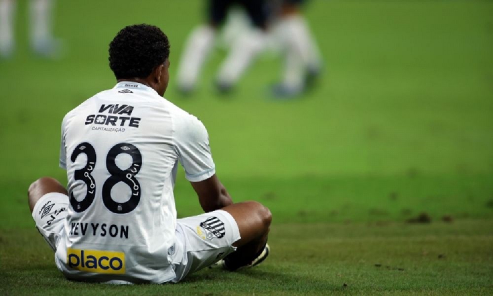 santos-perde-para-o-gremio–750×450