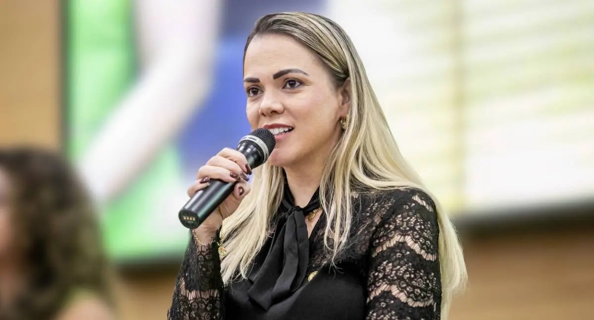 Deputada Cláudia de Jesus defende presença permanente da PM em comunidades ribeirinhas