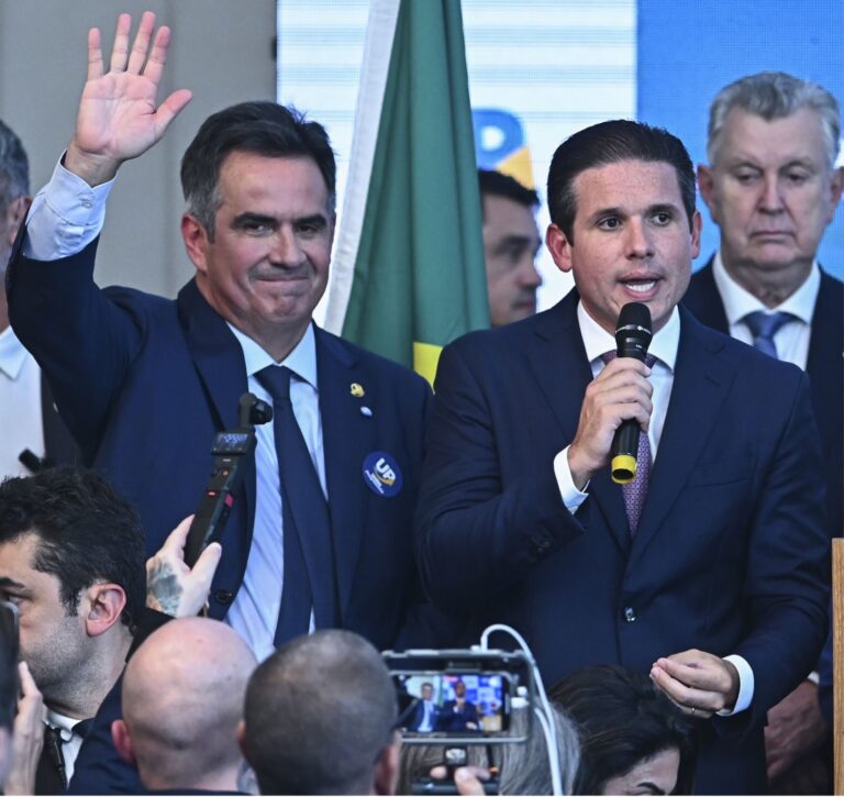 PF abre inquérito para apurar contrabando e descobre presença de Motta e Ciro Nogueira no voo